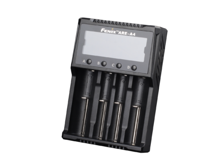 Мултифункционално зарядно за батерии Fenix ARE-A4